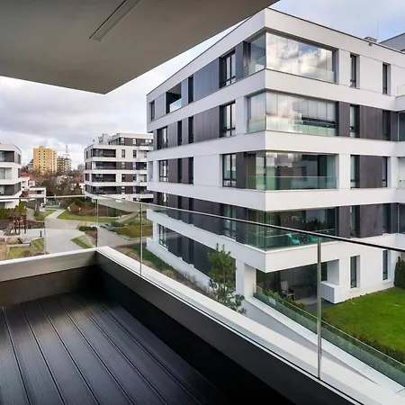 Apartament Srodmiescie Silva Apartmán *